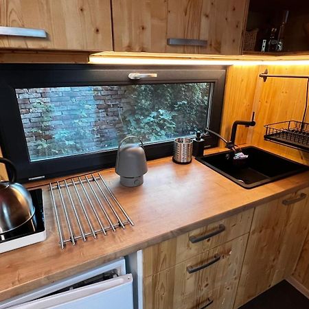 Tiny House Baraczek Brno-Jundrov, Ulice Veslarska公寓 外观 照片