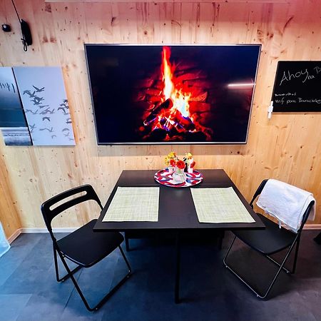 Tiny House Baraczek Brno-Jundrov, Ulice Veslarska公寓 外观 照片